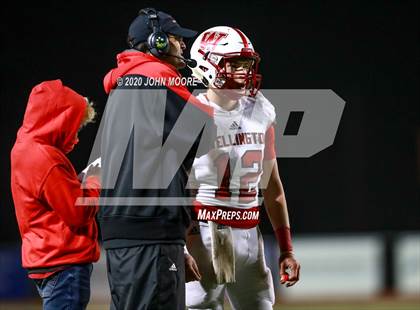 Thumbnail 2 in McCamey vs. Wellington (UIL 2A Quarterfinal) photogallery.