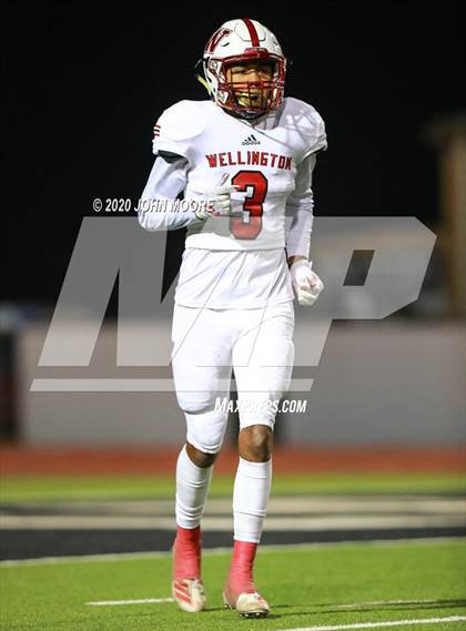 Thumbnail 3 in McCamey vs. Wellington (UIL 2A Quarterfinal) photogallery.