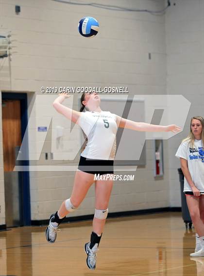 Thumbnail 3 in White Oak vs Dixon (Joseph L. Beasley Spikefest) photogallery.