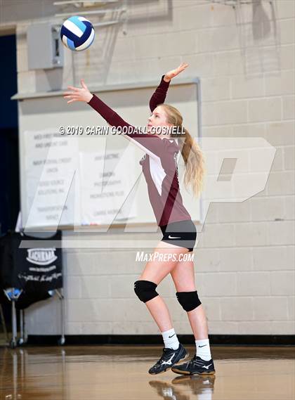 Thumbnail 1 in White Oak vs Dixon (Joseph L. Beasley Spikefest) photogallery.