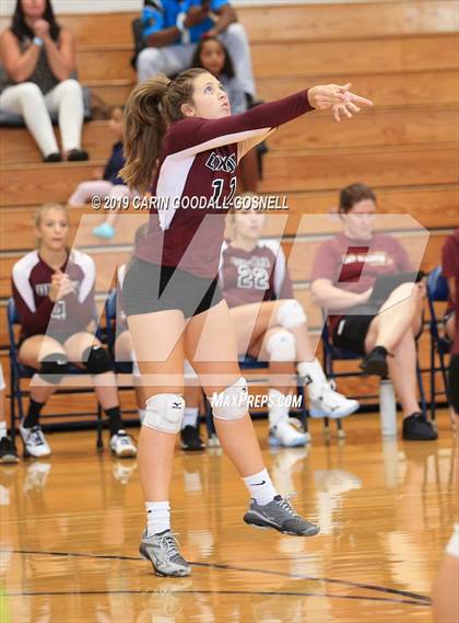 Thumbnail 1 in White Oak vs Dixon (Joseph L. Beasley Spikefest) photogallery.