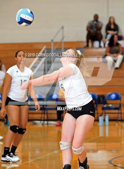 Thumbnail 2 in White Oak vs Dixon (Joseph L. Beasley Spikefest) photogallery.