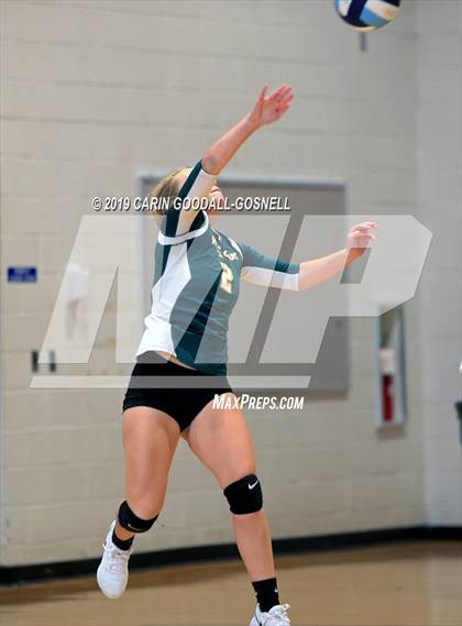 Thumbnail 2 in White Oak vs Dixon (Joseph L. Beasley Spikefest) photogallery.