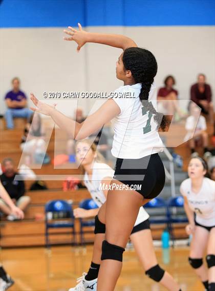 Thumbnail 2 in White Oak vs Dixon (Joseph L. Beasley Spikefest) photogallery.