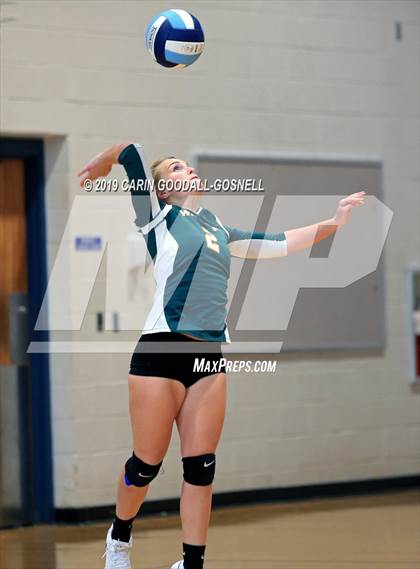 Thumbnail 1 in White Oak vs Dixon (Joseph L. Beasley Spikefest) photogallery.