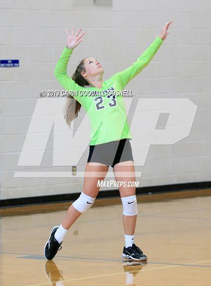 Thumbnail 1 in White Oak vs Dixon (Joseph L. Beasley Spikefest) photogallery.