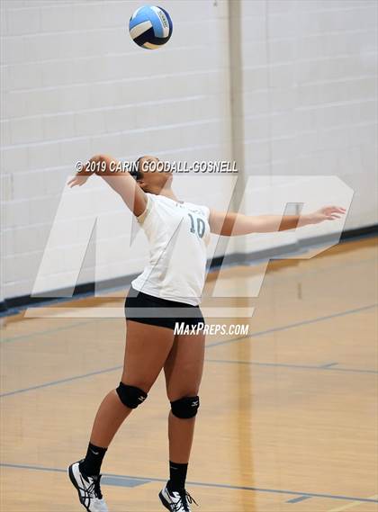 Thumbnail 2 in White Oak vs Dixon (Joseph L. Beasley Spikefest) photogallery.