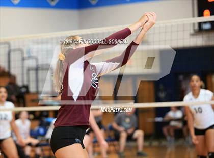 Thumbnail 2 in White Oak vs Dixon (Joseph L. Beasley Spikefest) photogallery.