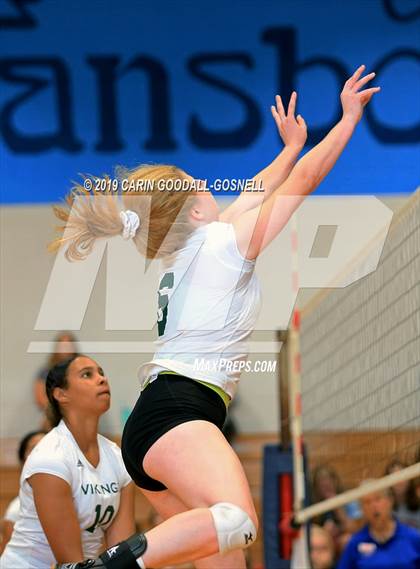 Thumbnail 3 in White Oak vs Dixon (Joseph L. Beasley Spikefest) photogallery.