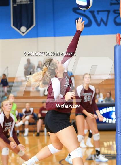 Thumbnail 3 in White Oak vs Dixon (Joseph L. Beasley Spikefest) photogallery.