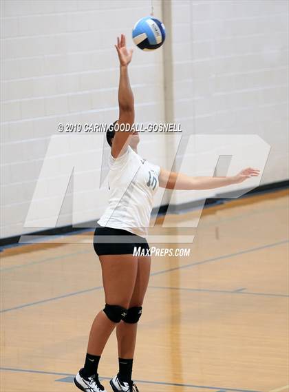 Thumbnail 3 in White Oak vs Dixon (Joseph L. Beasley Spikefest) photogallery.