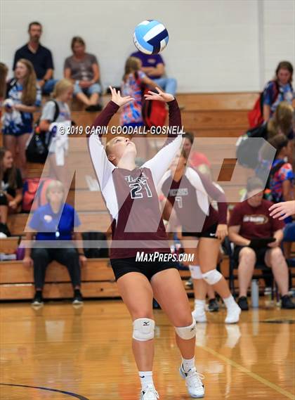 Thumbnail 1 in White Oak vs Dixon (Joseph L. Beasley Spikefest) photogallery.