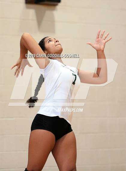 Thumbnail 1 in White Oak vs Dixon (Joseph L. Beasley Spikefest) photogallery.