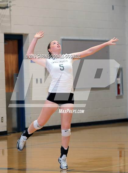 Thumbnail 2 in White Oak vs Dixon (Joseph L. Beasley Spikefest) photogallery.