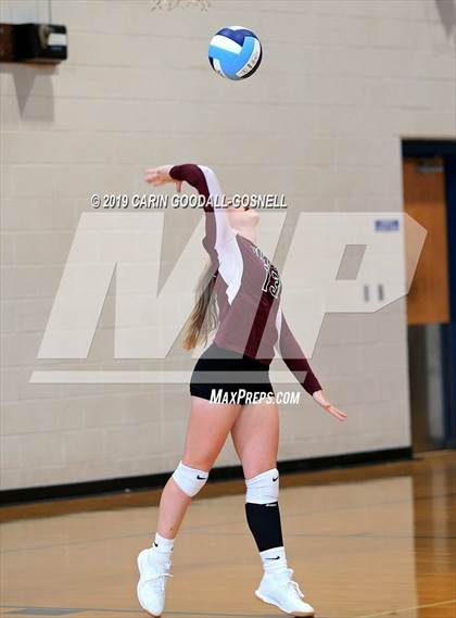Thumbnail 3 in White Oak vs Dixon (Joseph L. Beasley Spikefest) photogallery.