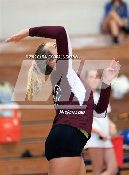 Thumbnail 3 in White Oak vs Dixon (Joseph L. Beasley Spikefest) photogallery.