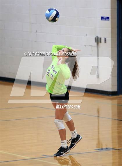 Thumbnail 2 in White Oak vs Dixon (Joseph L. Beasley Spikefest) photogallery.