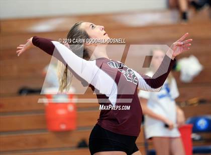 Thumbnail 2 in White Oak vs Dixon (Joseph L. Beasley Spikefest) photogallery.