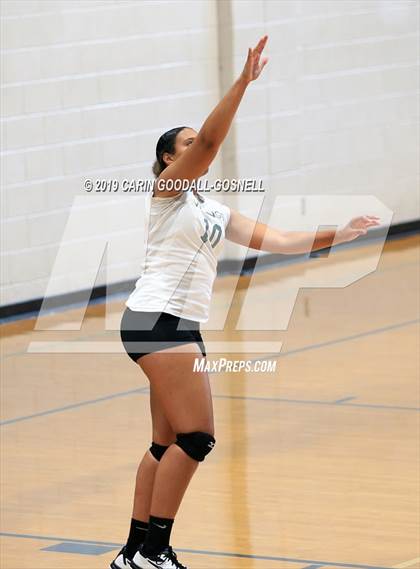 Thumbnail 1 in White Oak vs Dixon (Joseph L. Beasley Spikefest) photogallery.