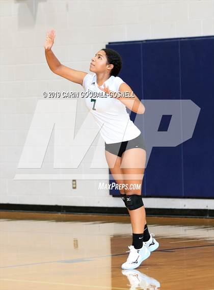 Thumbnail 2 in White Oak vs Dixon (Joseph L. Beasley Spikefest) photogallery.