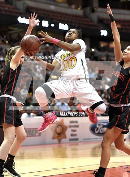 Thumbnail 2 in Harvard-Westlake vs. Long Beach Poly (CIF-SS Open Final) photogallery.