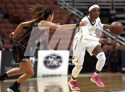 Thumbnail 3 in Harvard-Westlake vs. Long Beach Poly (CIF-SS Open Final) photogallery.