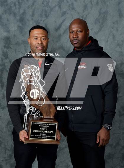 Thumbnail 1 in Etiwanda (CIF State Open Div. Awards) photogallery.