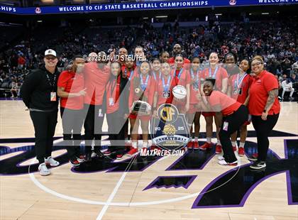 Thumbnail 3 in Etiwanda (CIF State Open Div. Awards) photogallery.