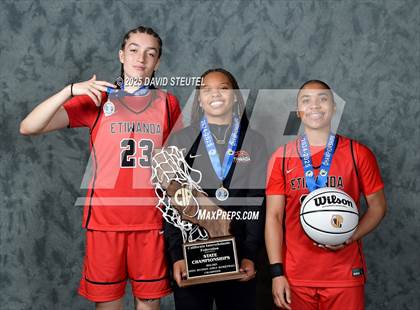 Thumbnail 3 in Etiwanda (CIF State Open Div. Awards) photogallery.