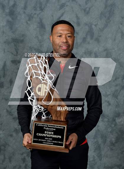 Thumbnail 1 in Etiwanda (CIF State Open Div. Awards) photogallery.
