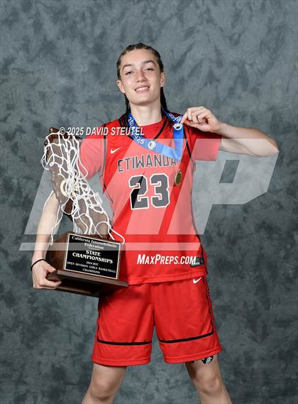 Thumbnail 3 in Etiwanda (CIF State Open Div. Awards) photogallery.