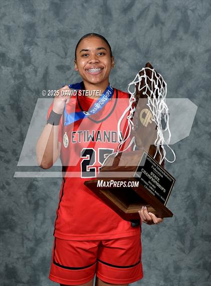 Thumbnail 1 in Etiwanda (CIF State Open Div. Awards) photogallery.