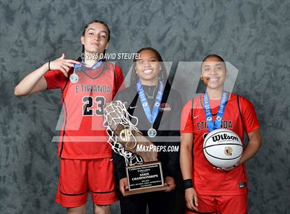 Thumbnail 2 in Etiwanda (CIF State Open Div. Awards) photogallery.