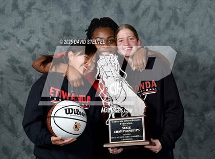 Thumbnail 3 in Etiwanda (CIF State Open Div. Awards) photogallery.
