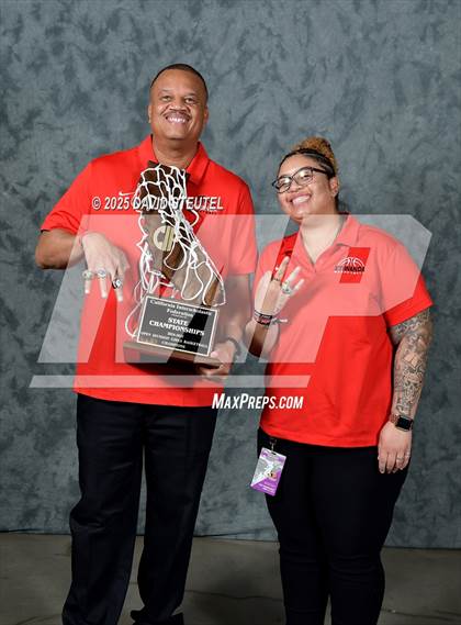 Thumbnail 3 in Etiwanda (CIF State Open Div. Awards) photogallery.