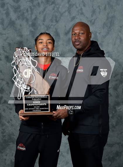 Thumbnail 2 in Etiwanda (CIF State Open Div. Awards) photogallery.