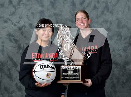 Thumbnail 2 in Etiwanda (CIF State Open Div. Awards) photogallery.
