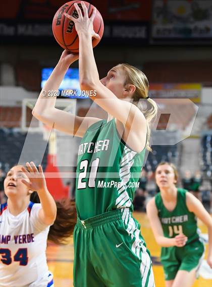 Thumbnail 1 in Thatcher vs. Camp Verde (AIA 2A Final) photogallery.