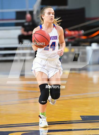 Thumbnail 1 in Thatcher vs. Camp Verde (AIA 2A Final) photogallery.