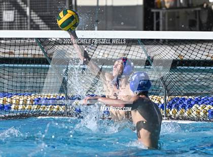Thumbnail 3 in Helix vs Rancho Bernardo (SDCIF DIV.2 FINALS) photogallery.