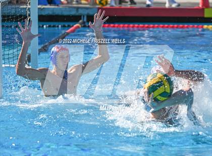 Thumbnail 2 in Helix vs Rancho Bernardo (SDCIF DIV.2 FINALS) photogallery.