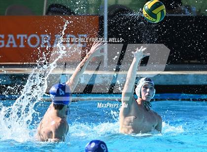 Thumbnail 2 in Helix vs Rancho Bernardo (SDCIF DIV.2 FINALS) photogallery.