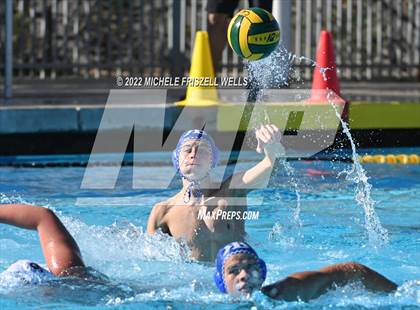 Thumbnail 3 in Helix vs Rancho Bernardo (SDCIF DIV.2 FINALS) photogallery.