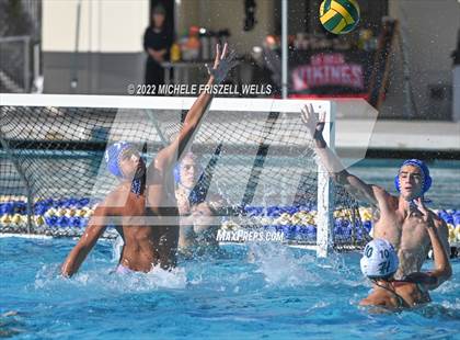 Thumbnail 1 in Helix vs Rancho Bernardo (SDCIF DIV.2 FINALS) photogallery.