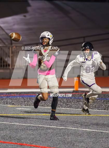 Thumbnail 1 in Discovery Canyon @ Palmer photogallery.