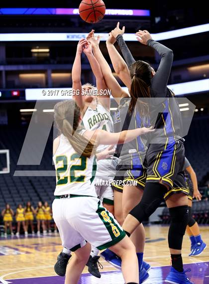 Thumbnail 3 in Del Campo vs. Rio Americano photogallery.