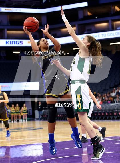 Thumbnail 2 in Del Campo vs. Rio Americano photogallery.