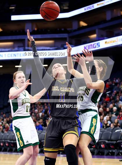 Thumbnail 2 in Del Campo vs. Rio Americano photogallery.