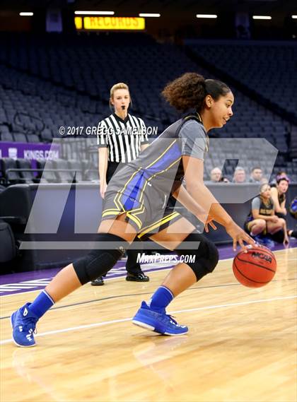Thumbnail 1 in Del Campo vs. Rio Americano photogallery.