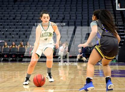Thumbnail 2 in Del Campo vs. Rio Americano photogallery.